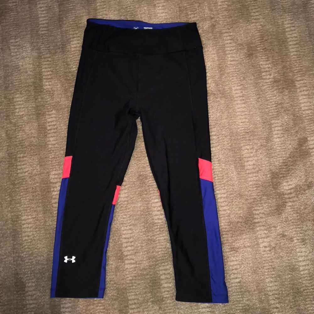 Under armour cropped leggings
